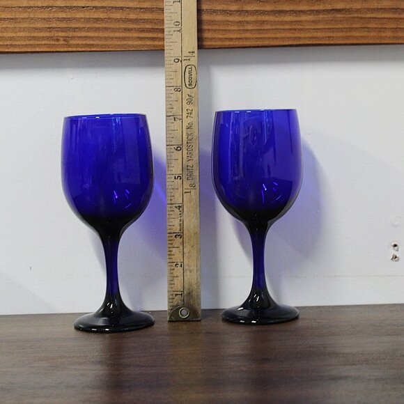 Holiday Cobalt Blue Wine Goblets β Set of 9 β Mismatched β Mid-Century β 6.5"β9" - Picture 2 of 8